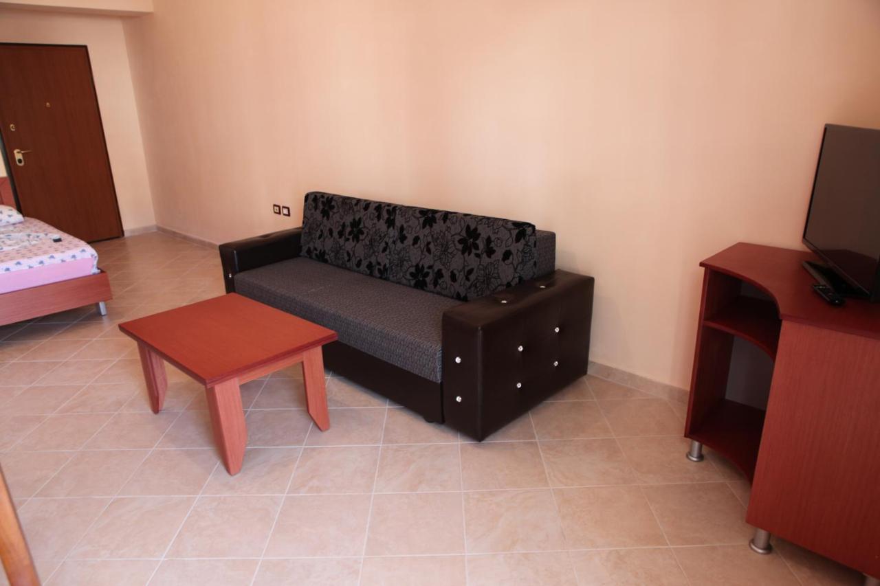 Bakija Apartments Sarandë Pokoj fotografie